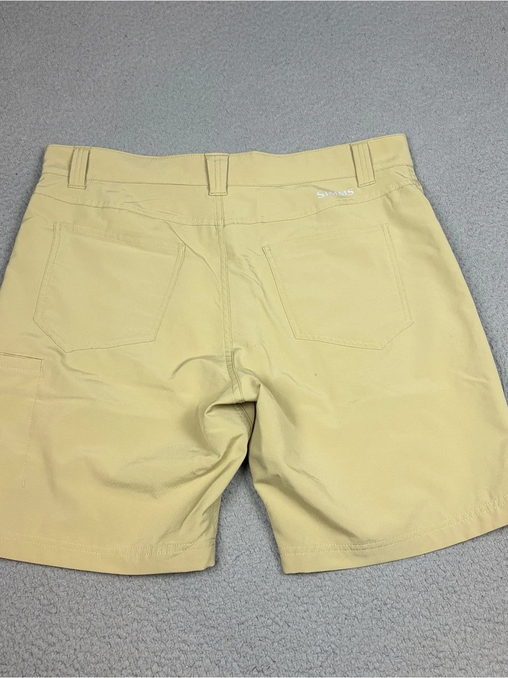 Simms Fishing Shorts Men's 36 Light Khaki Technical Athletic Zip Pocket